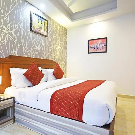 Hotel The Best Near Delhi Airport
